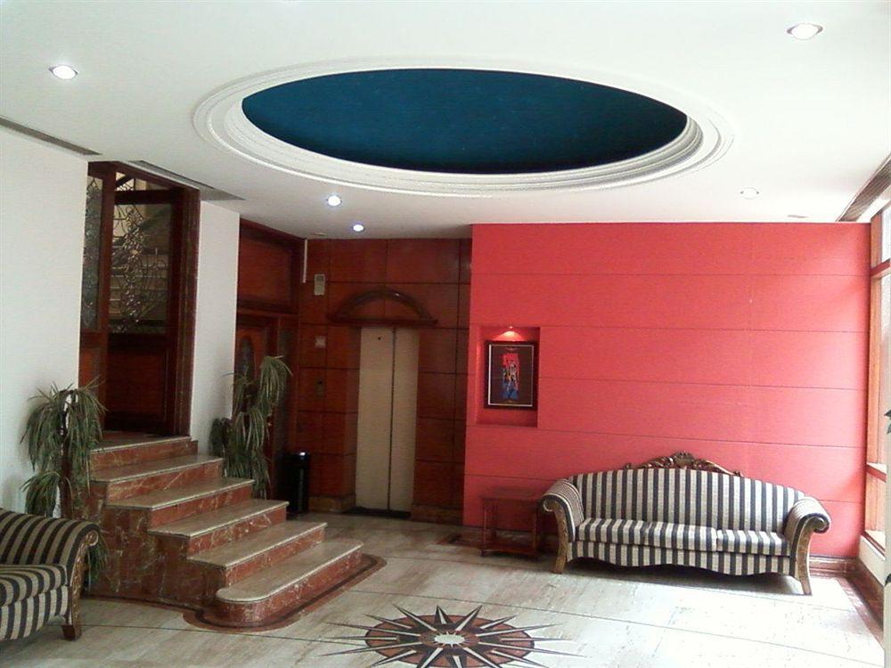 Treebo Corporate Park 3* New Delhi